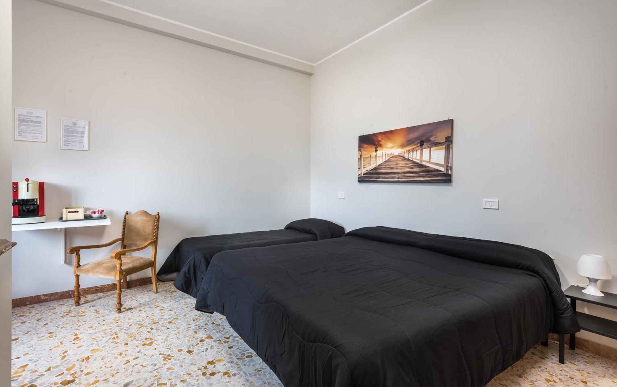 Travelershome Ciampino&Morena Guesthouse Rome Buitenkant foto