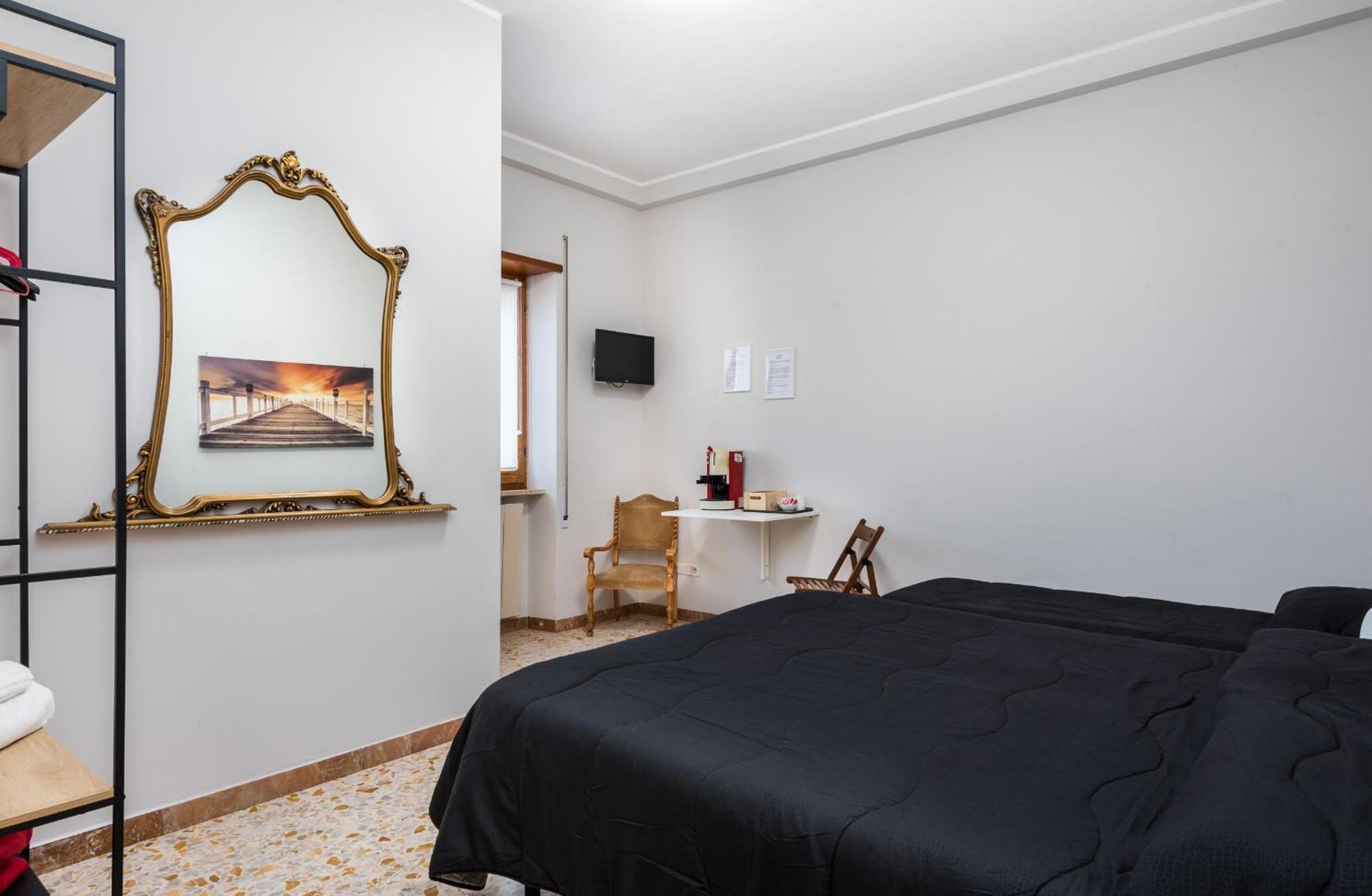 Travelershome Ciampino&Morena Guesthouse Rome Buitenkant foto